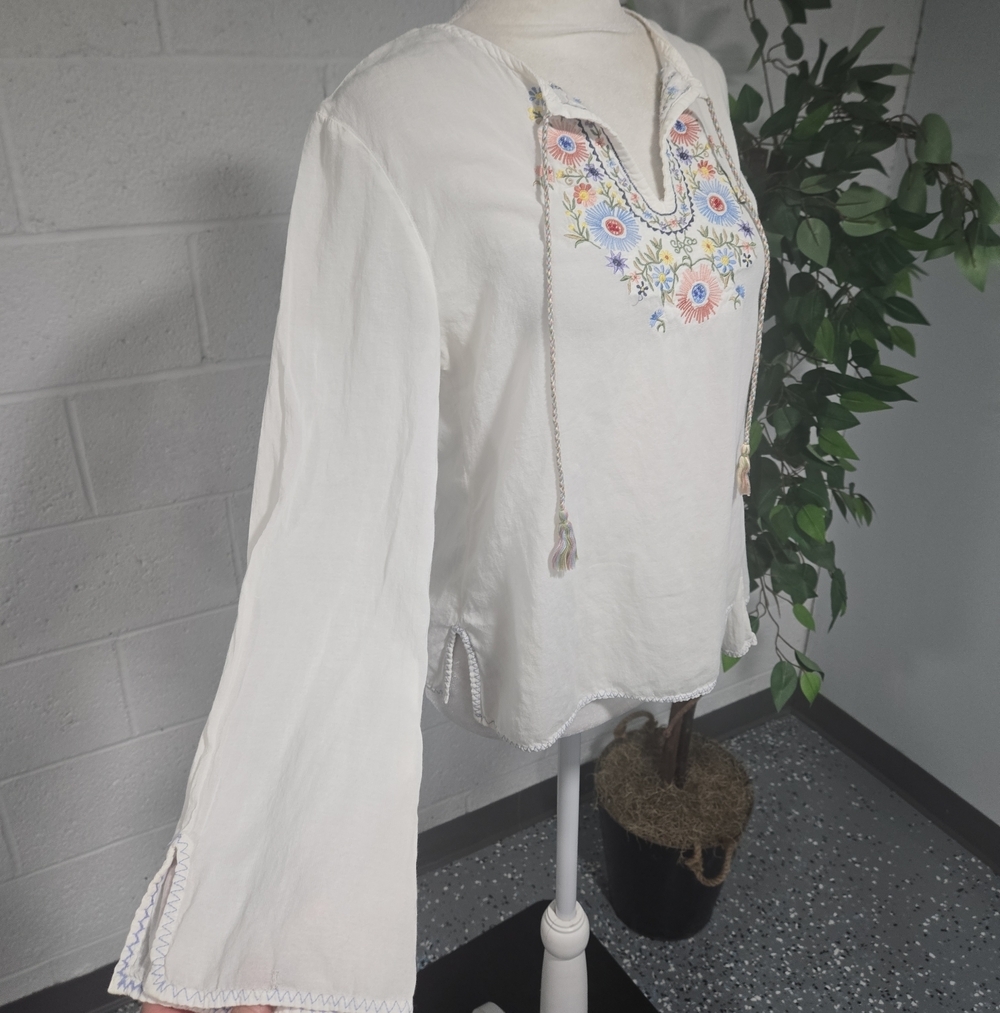 Y2K Embroidered Floral Guazy Cotton Boho Fairycore Whimsical Med Tassel Tunic